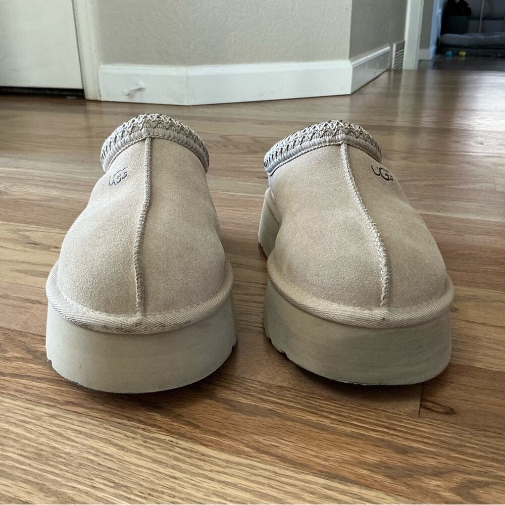 UGG Women's Tazz Slip-On Platform Mule Slippers  Size 9 Mustard Seed Color - Picture 2 of 13